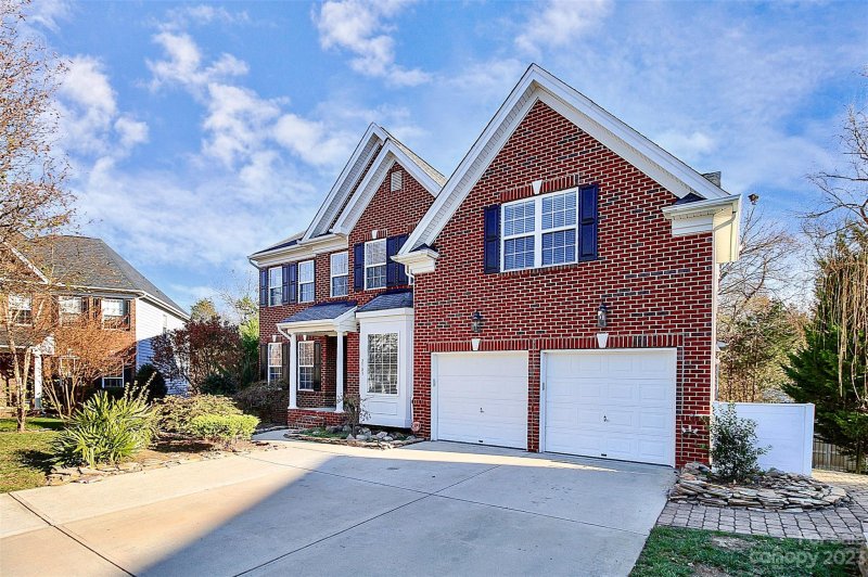 Property image 3 at 2103 Oakcliffe Court, Harrisburg, NC 28075