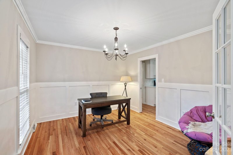 Property image 3 at 5604 All Saints Lane, Charlotte, NC 28226