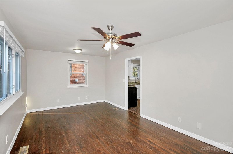 Property image 4 at 1920 Finchley Drive, Charlotte, NC 28215