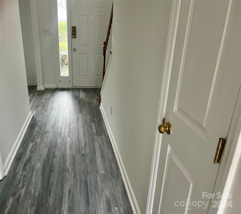 Property image 3 at 9503 Secretariat Drive, Charlotte, NC 28216