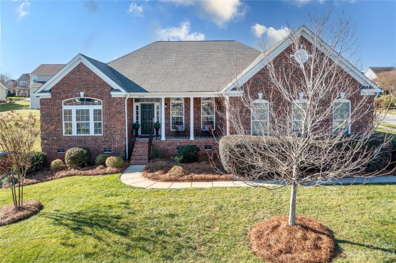 9874 Fern Dancer Court