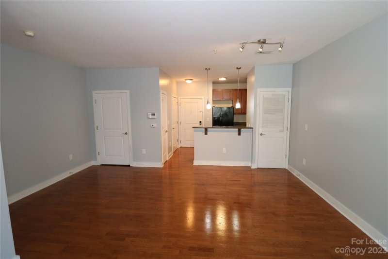 Property image 3 at 630 Calvert Street, Charlotte, NC 28208