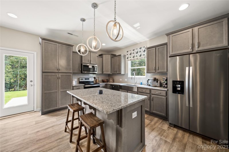 Property image 3 at 5002 Arbordale Way, Mount Holly, NC 28120