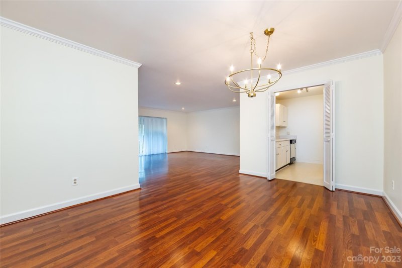 Property image 5 at 1323 Queens Road, Charlotte, NC 28207