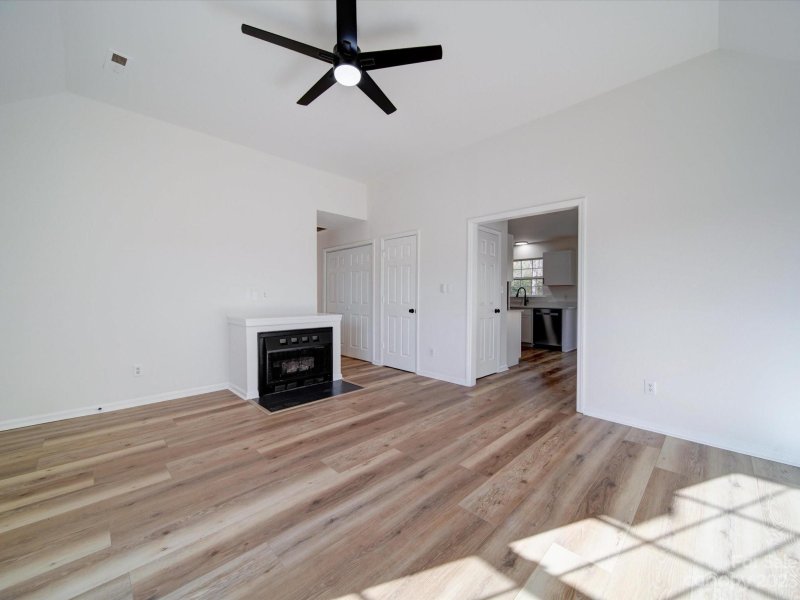 Property image 4 at 305 Tamarack Drive, Matthews, NC 28104