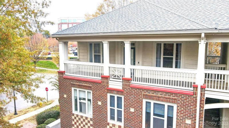 Property image 3 at 706 Northeast Drive, Davidson, NC 28036