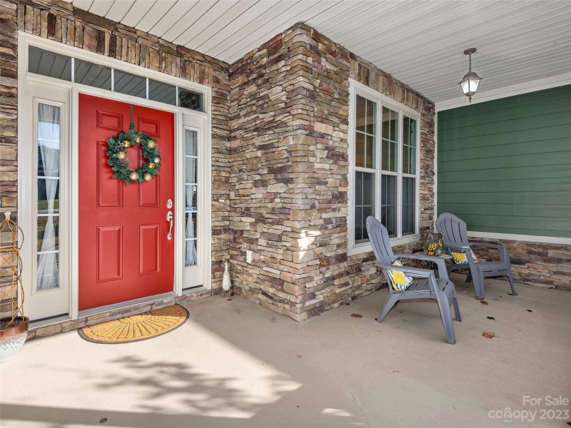 Property image 4 at 17 Black Iron Lane, Hendersonville, NC 28792