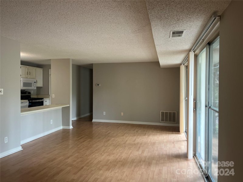 Property image 2 at 9520 Shannon Green Drive, Charlotte, NC 28213