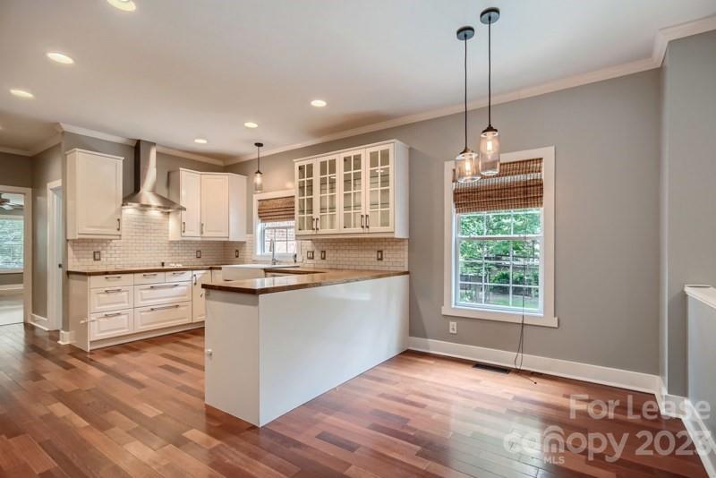 Property image 2 at 4926 Ardenwoods Drive, Charlotte, NC 28215