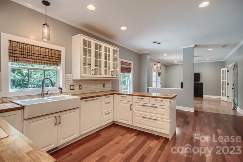 Property image 3 at 4926 Ardenwoods Drive, Charlotte, NC 28215