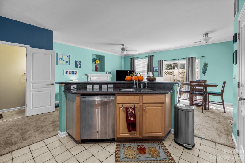 Property image 5 at 8411 Chaceview Court, Charlotte, NC 28269
