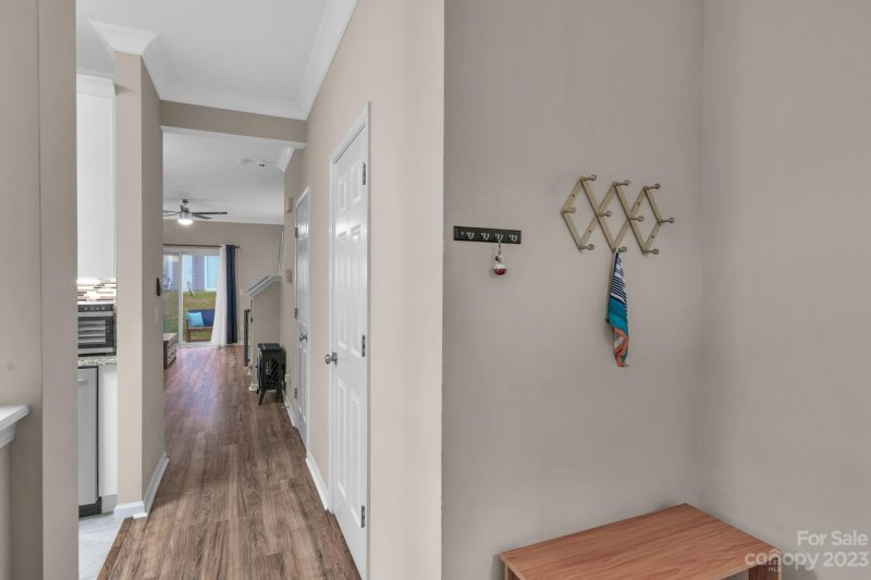 Property image 3 at 8433 Big Creek Court, Matthews, NC 28105