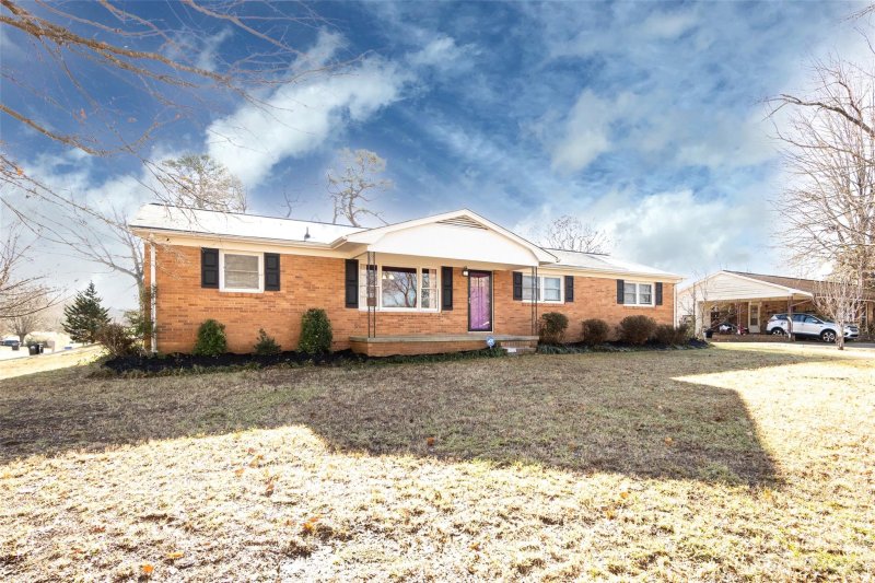 Property image 5 at 3405 Cinderella Drive, Dallas, NC 28034