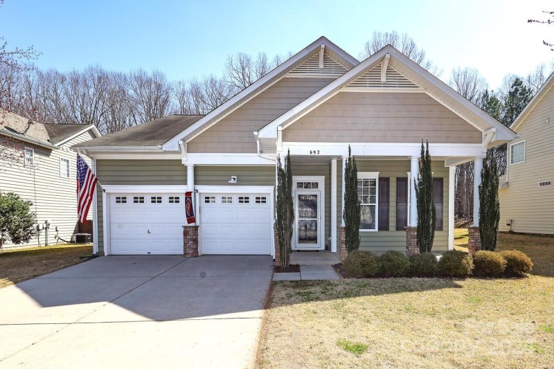 Property image 2 at 692 Goldflower Drive, Rock Hill, SC 29732