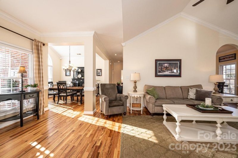 Property image 5 at 1622 Brookstone Drive, Hickory, NC 28602