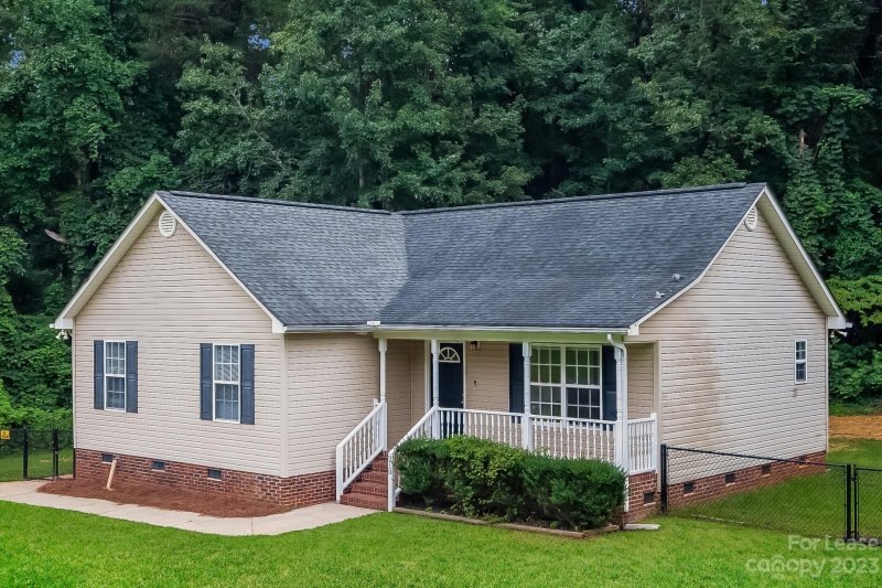 Property image 2 at 210 Dover Drive, Bessemer City, NC 28016