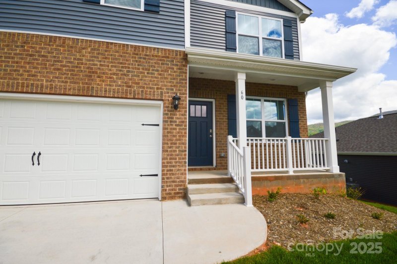 Property image 3 of 60 Farmwood Trail in Valleywood Farms, Waynesville, NC 28786