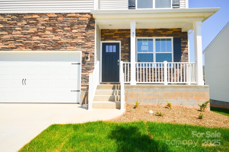 Property image 3 of 96 Farmwood Trail in Valleywood Farms, Waynesville, NC 28786