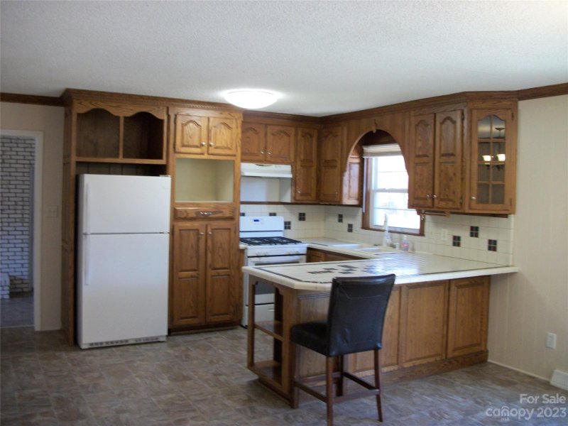 Property image 3 at 5020 Sea Oates Lane, Bessemer City, NC 28016