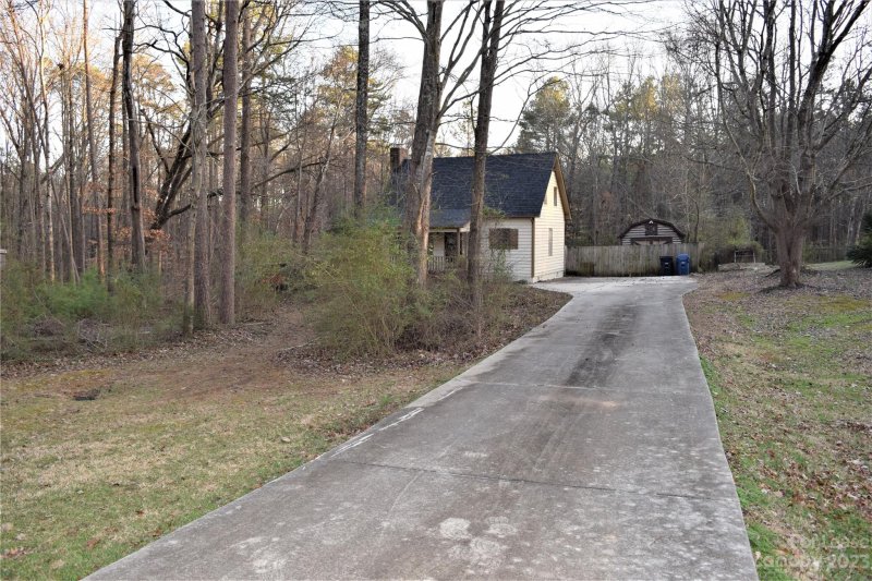 Property image 2 at 2901 Matoka Trail, Matthews, NC 28104