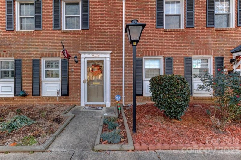 Property image 2 at 8328 Knights Bridge Road, Charlotte, NC 28210