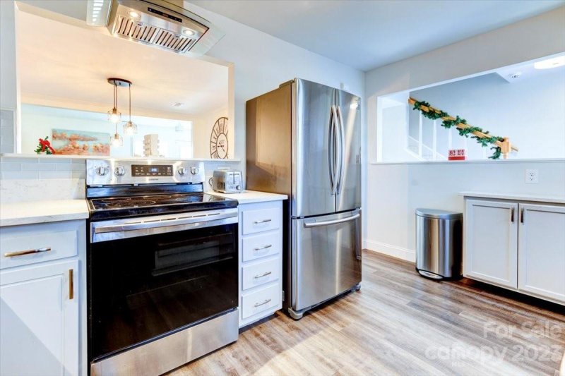 Property image 5 at 8328 Knights Bridge Road, Charlotte, NC 28210