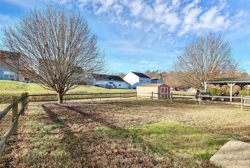 Property image 2 at 2435 Summer Meadow Court, Charlotte, NC 28216