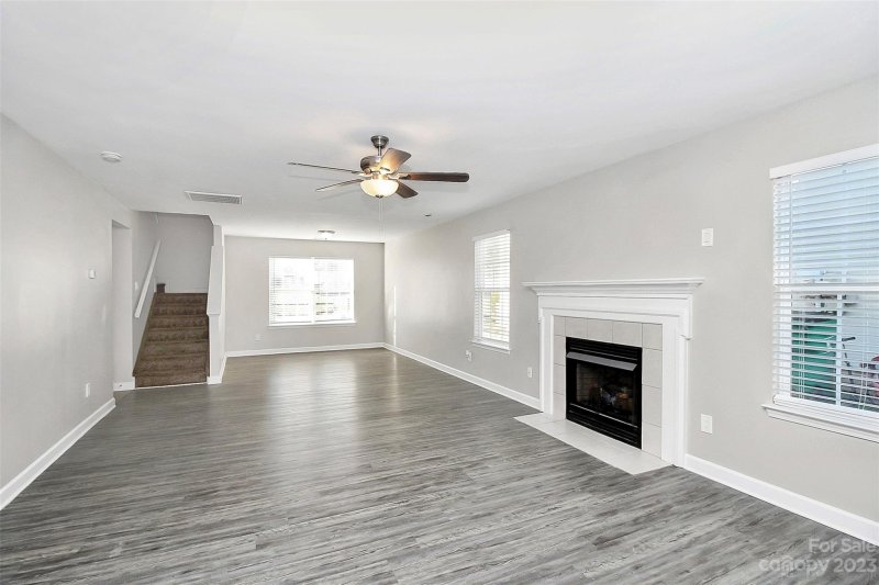 Property image 4 at 2435 Summer Meadow Court, Charlotte, NC 28216