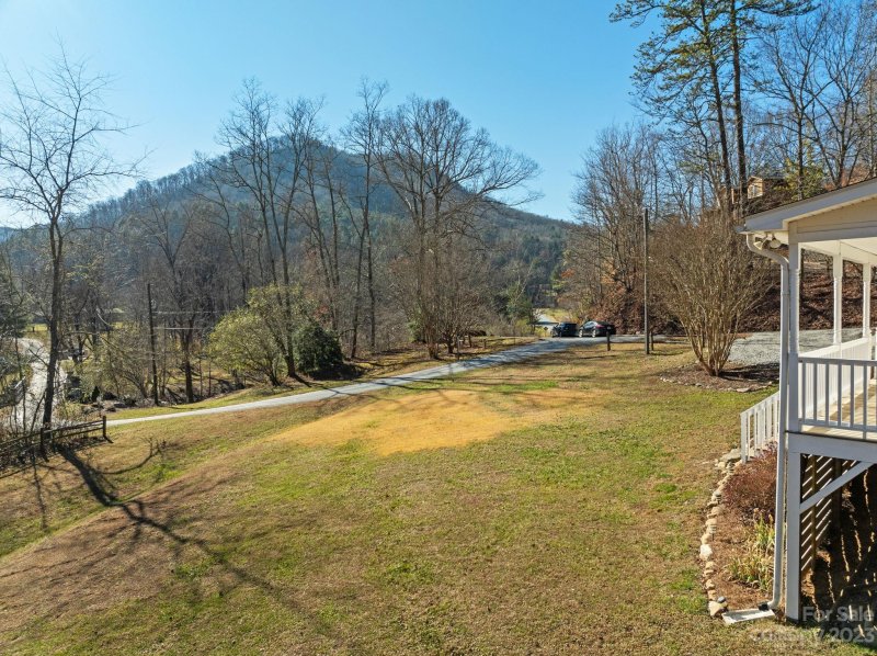 Property image 3 at 25 Blue Rock Road, Hendersonville, NC 28792