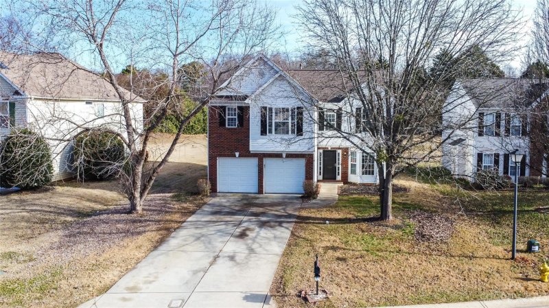 Property image 3 at 9622 Chastain Walk Drive, Charlotte, NC 28216