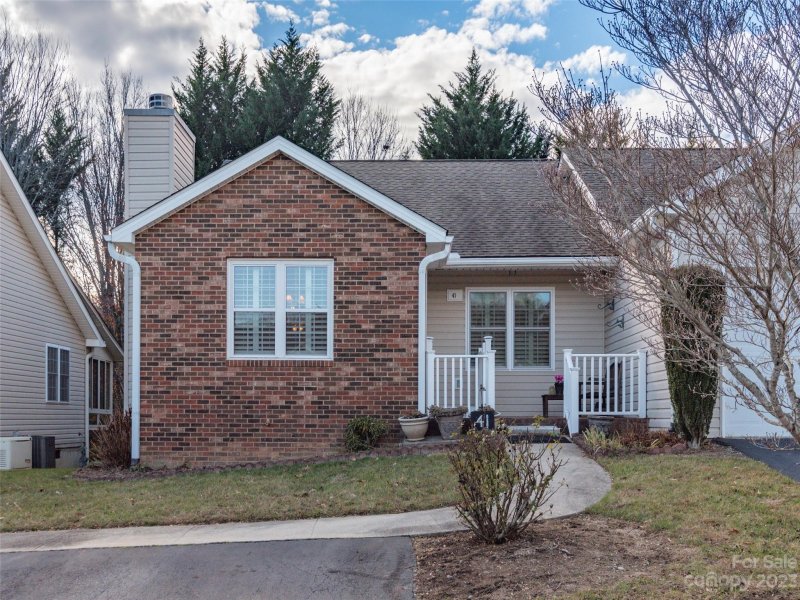 41 N Woodridge View Court