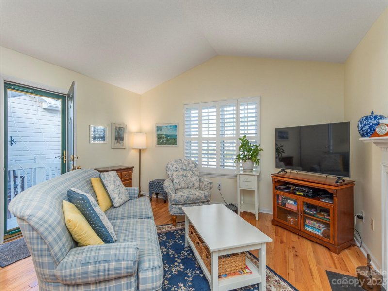 Property image 4 at 41 N Woodridge View Court, Hendersonville, NC 28791