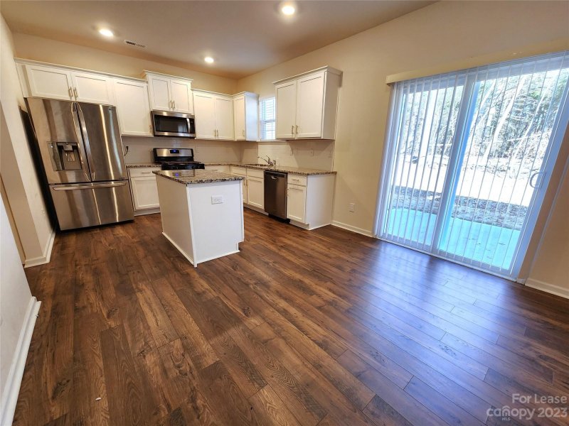 Property image 3 at 104 Kona Road, Mooresville, NC 28117