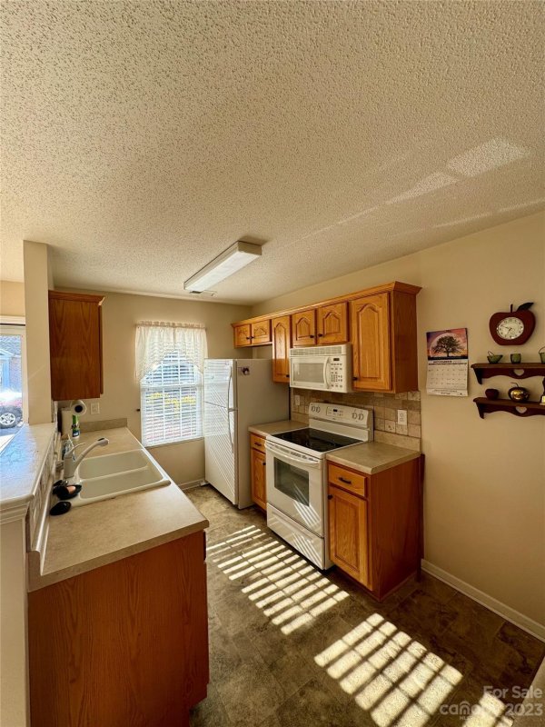 Property image 4 at 2053 Pin Oak Place, Cramerton, NC 28032