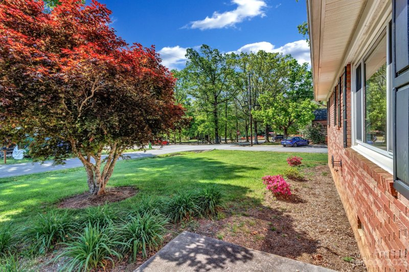 Property image 5 at 301 Stonewall Avenue, Swannanoa, NC 28778