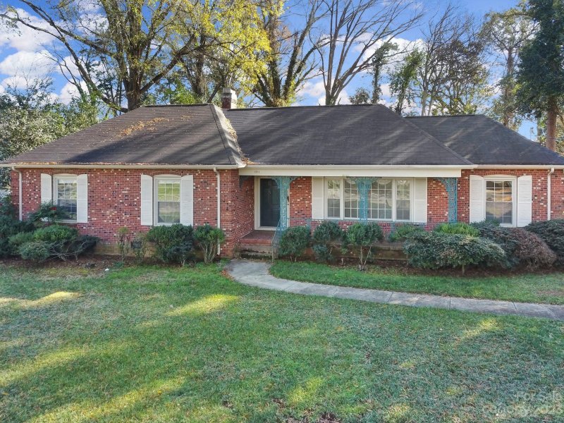 Property image 4 at 1511 Cavendish Court, Charlotte, NC 28211