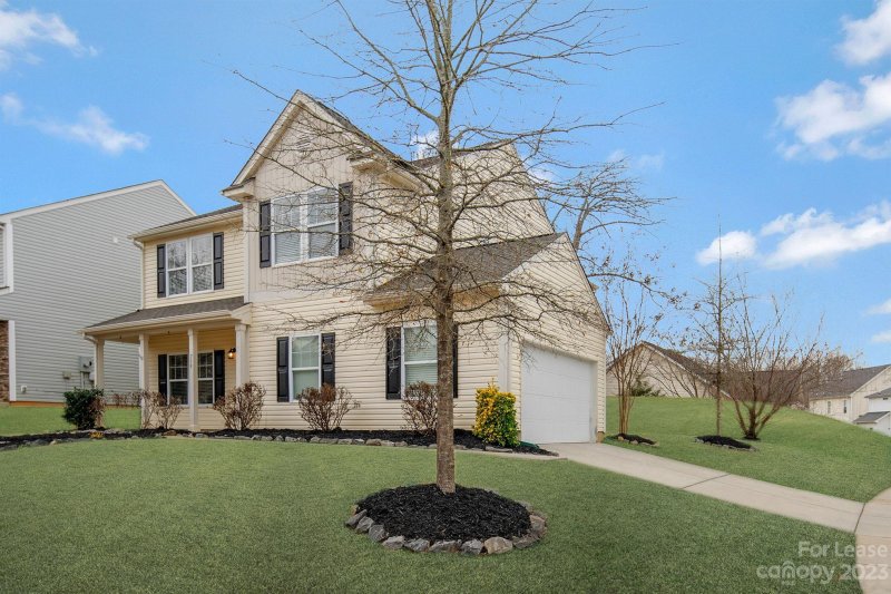 Property image 3 at 719 Rook Road, Charlotte, NC 28216