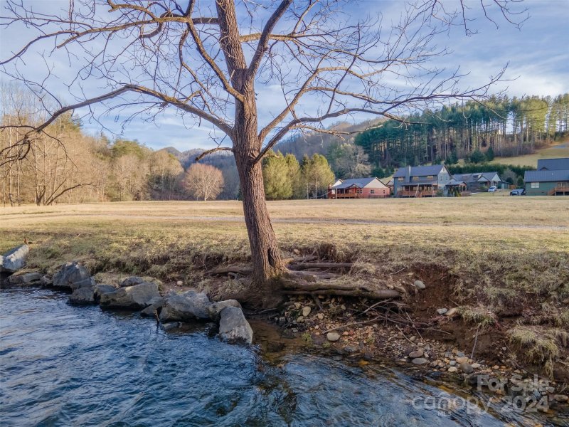 Property image 2 at 31 S Sundrops Trail, Cullowhee, NC 28723