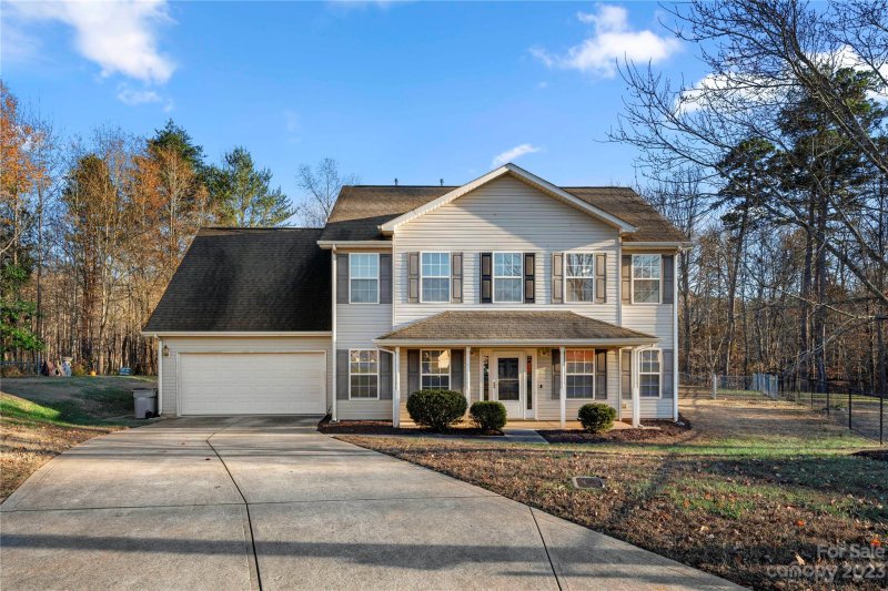 Property image 2 at 512 Bearbrook Lane, Gastonia, NC 28052