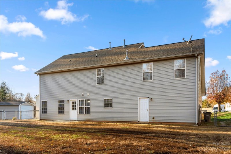 Property image 4 at 512 Bearbrook Lane, Gastonia, NC 28052