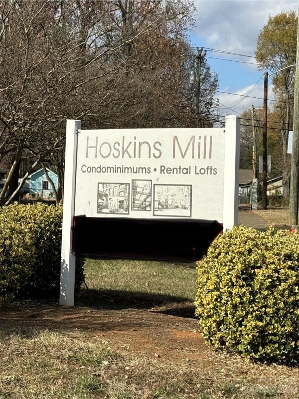 Property image 3 at 201 Hoskins Road, Charlotte, NC 28208