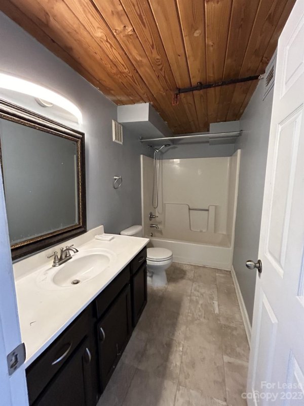 Property image 5 at 201 Hoskins Road, Charlotte, NC 28208