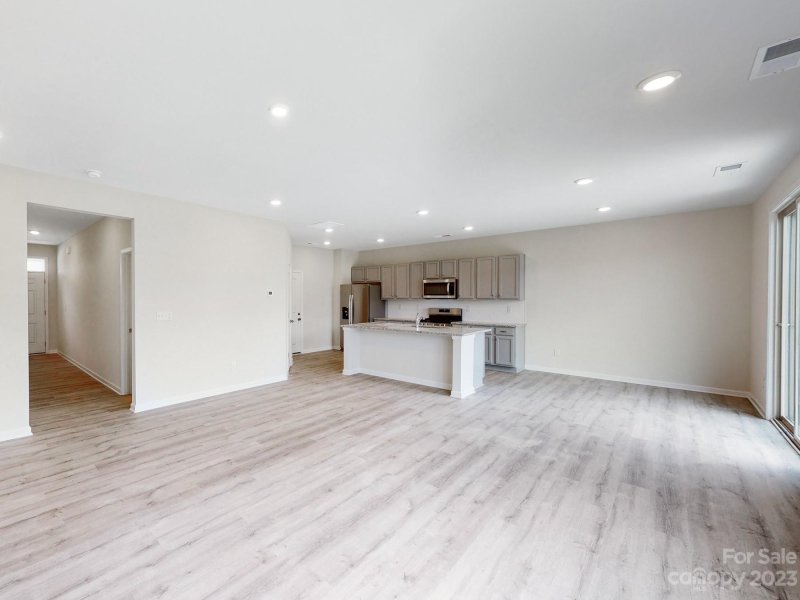 Property image 4 at 3013 Blueberry Patch Lane, Charlotte, NC 28208