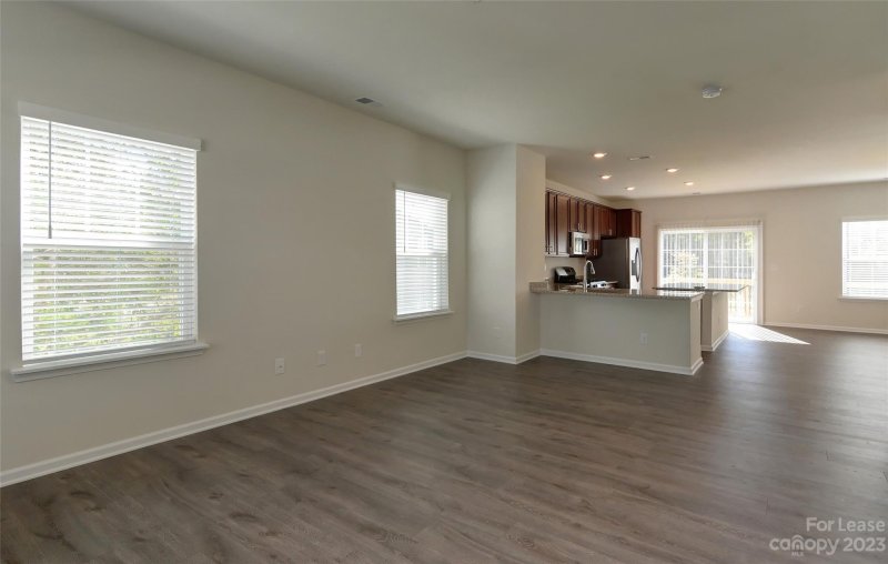 Property image 3 at 16031 Simril Court, Charlotte, NC 28278