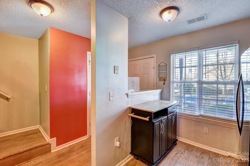 Property image 4 at 7553 Petrea Lane, Charlotte, NC 28227