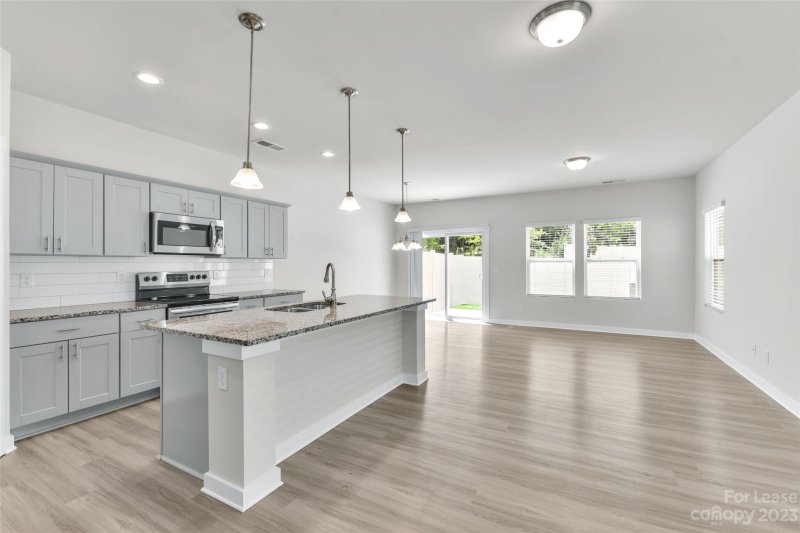 Property image 4 at 4019 Ahan Drive, Charlotte, NC 28210