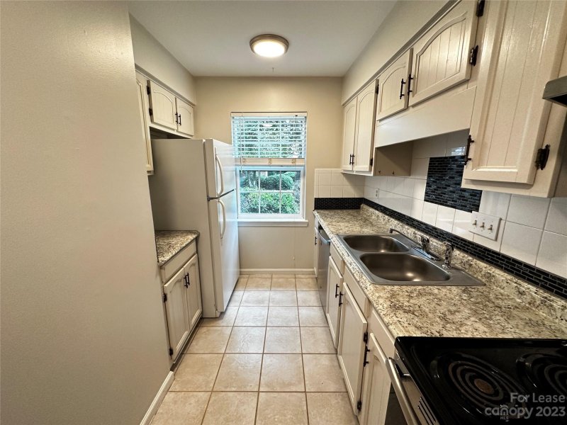 Property image 2 at 11020 Hunter Trail Lane, Charlotte, NC 28226