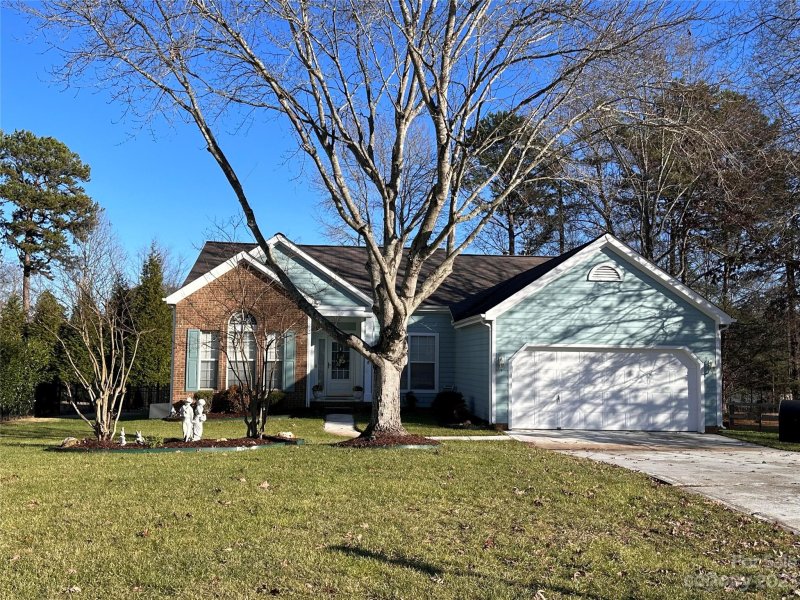 120 Stone Ridge Lane