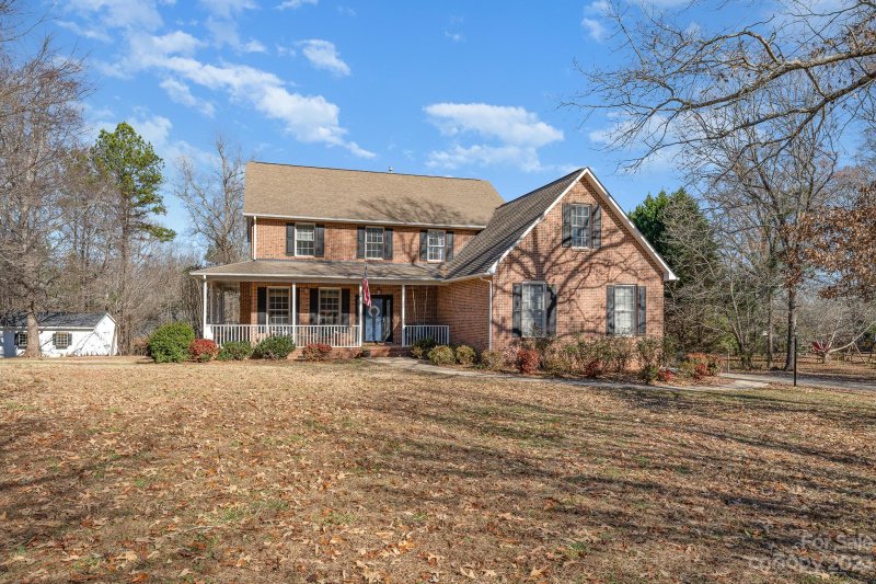 Property image 2 at 3447 Victorian Hills Drive, Richburg, SC 29729