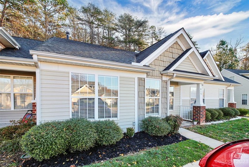 Property image 3 at 417 Lexie Lane, Rock Hill, SC 29732